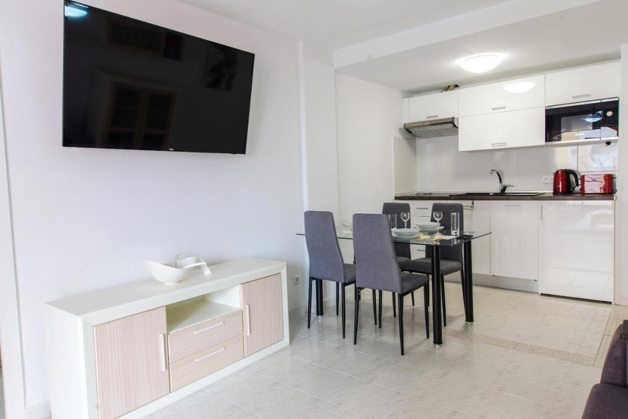 Holiday Suite Playa Del Cura ตอร์เรเวียคา ภายนอก รูปภาพ