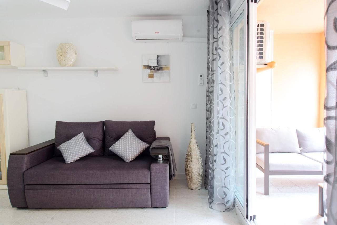 Holiday Suite Playa Del Cura ตอร์เรเวียคา ภายนอก รูปภาพ